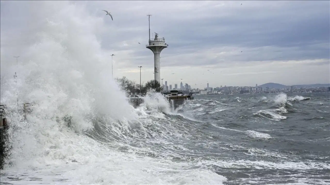 Meteorolojialarmı: Marmara Bölgesi İçin Fırtına Uyarısı Yayımlandı